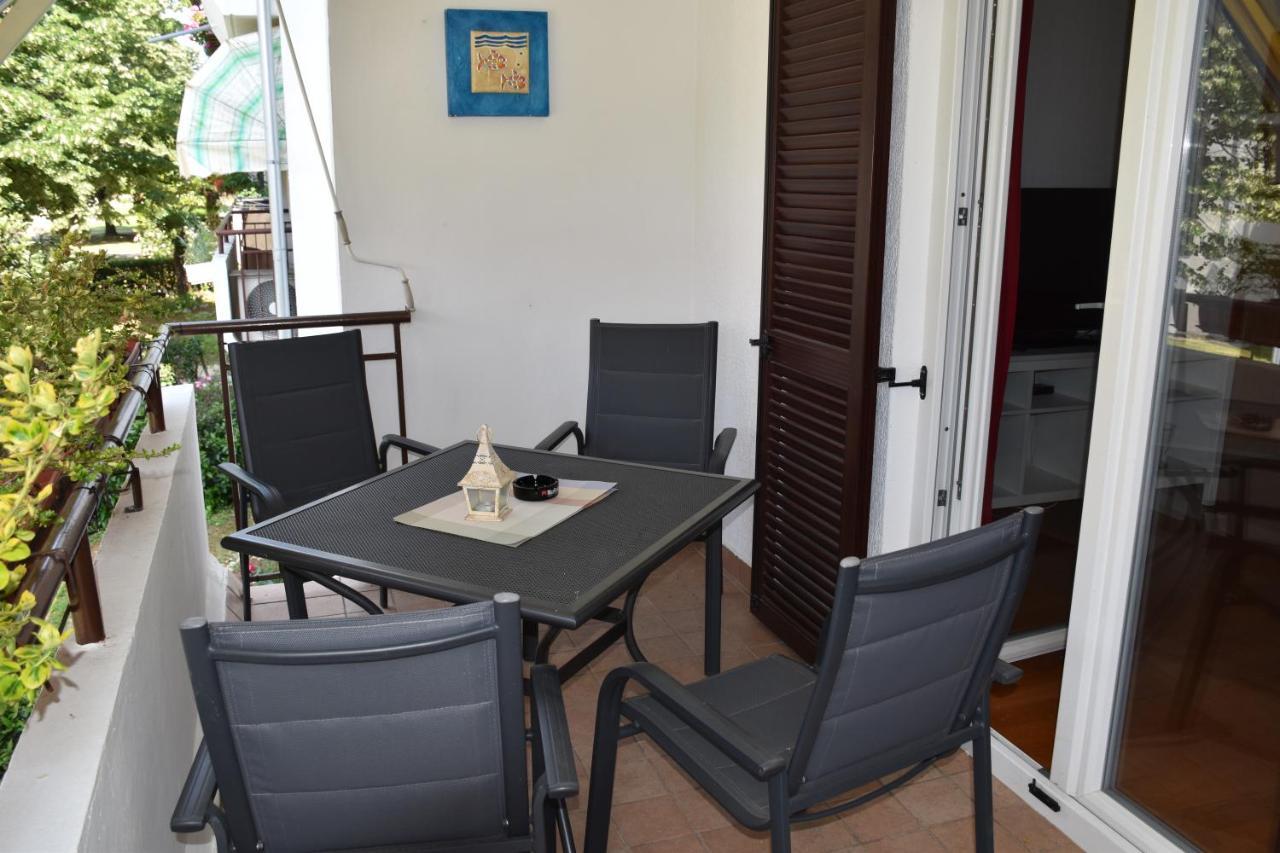 Apartman Tina Appartement Poreč Buitenkant foto